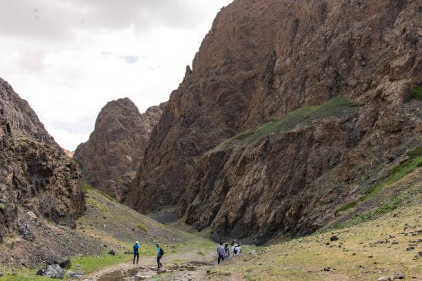 Yoliin Am (Vulture Valley / Gurvan Saikhan NP)